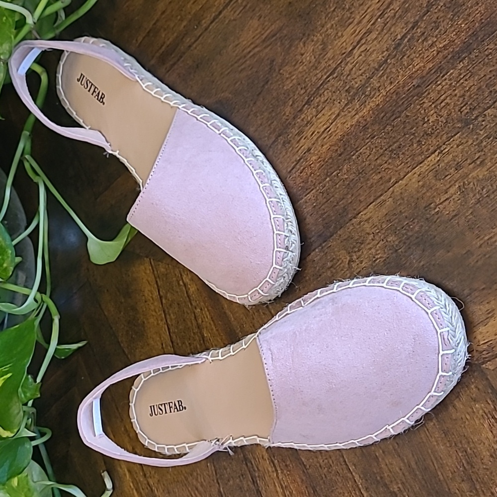 Just Fab full spring flat